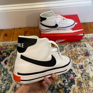 Nike Court legacy’s